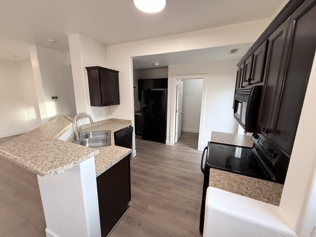 Photo - 4799 Topcrest Dr