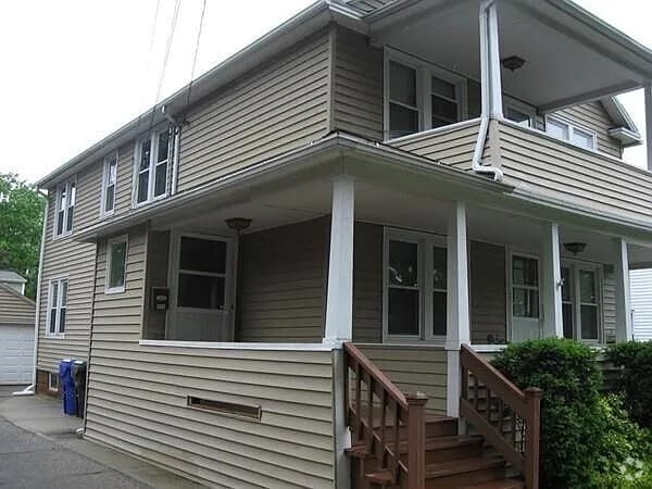Building Photo - 122 Powell Ave Unit 122 Powell Ave Rental