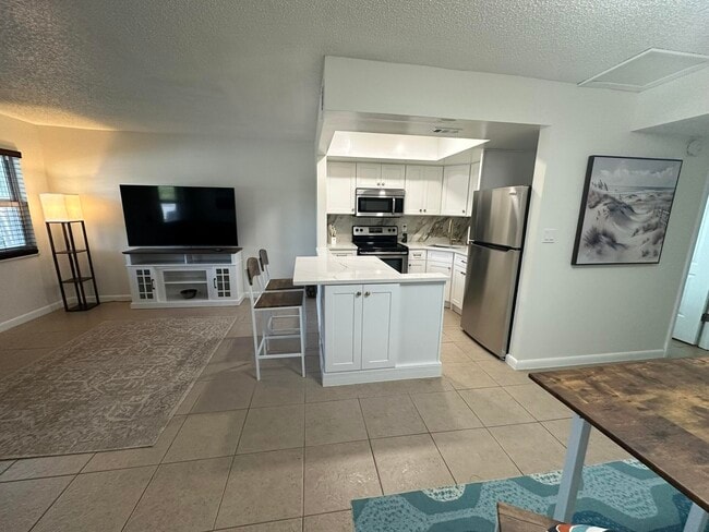 Photo - 2319 Tamarind Dr Unit 102