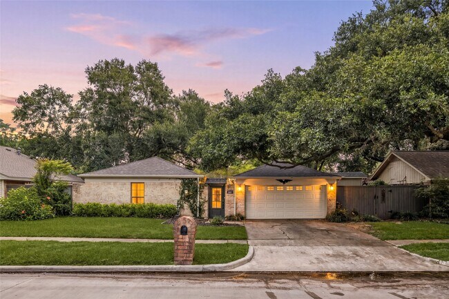 Photo - 22607 Goldstone Dr
