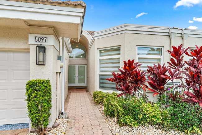 Photo - 5097 Windsor Parke Dr