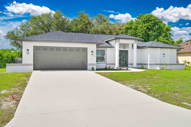 Photo - 1716 SE 12th St