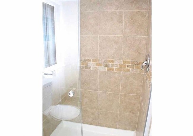 Photo - 217 James Ct