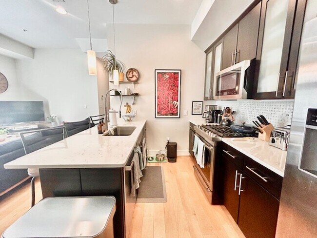 Photo - Lovely 2 BR/ 2 BA Condo in Adams Morgan! Unit 7