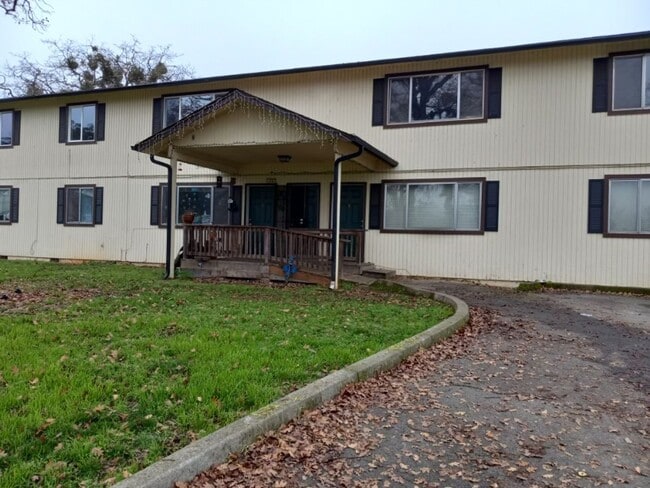 Building Photo - 3361 Camp Joy Rd Unit 2