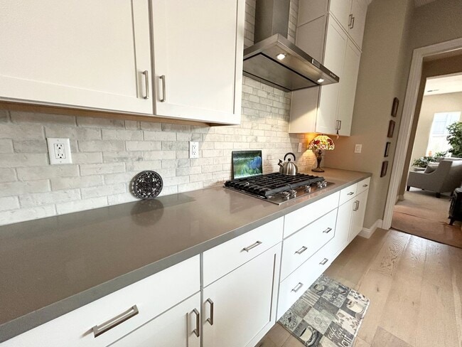 Photo - Luxury 55+ Executive Home- Fully Furnished