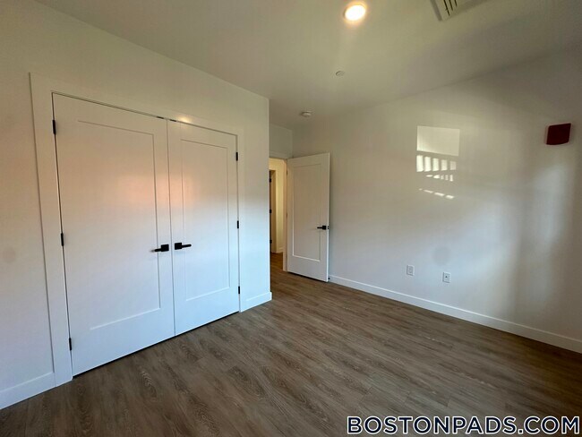 Photo - 199 Gardner St Unit 206