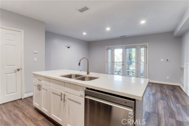 Photo - 7794 Skyhill Dr