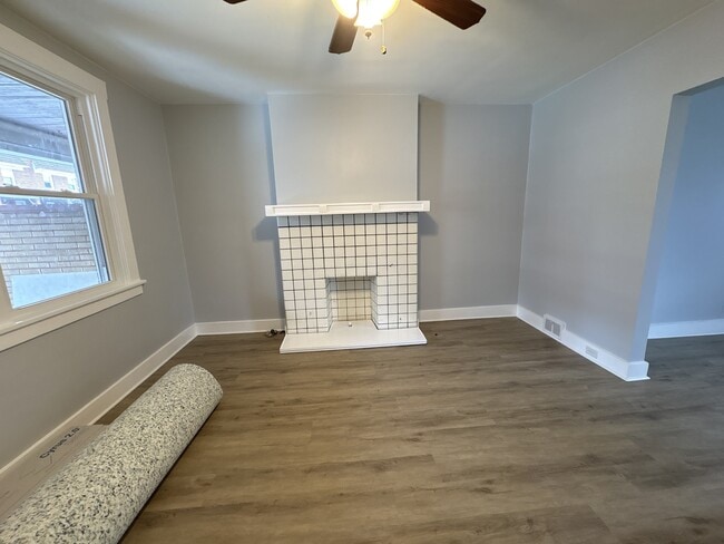 Photo - 2932 Pyramid Ave