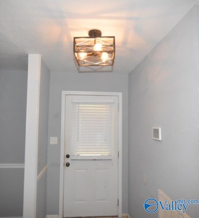 Photo - 4624 Daugette Dr NW