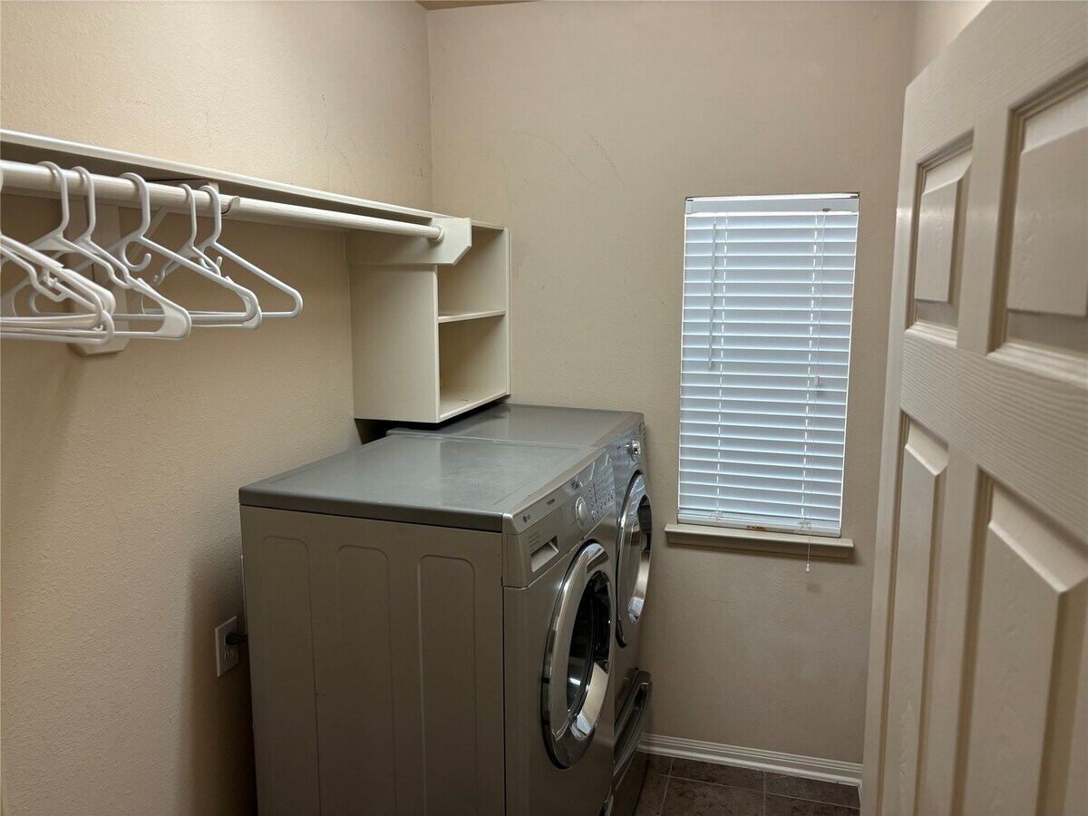 Photo - 27410 Tracy Ridge Ct