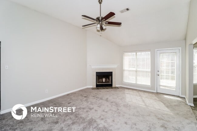 Photo - 5591 Autumn Valley Dr