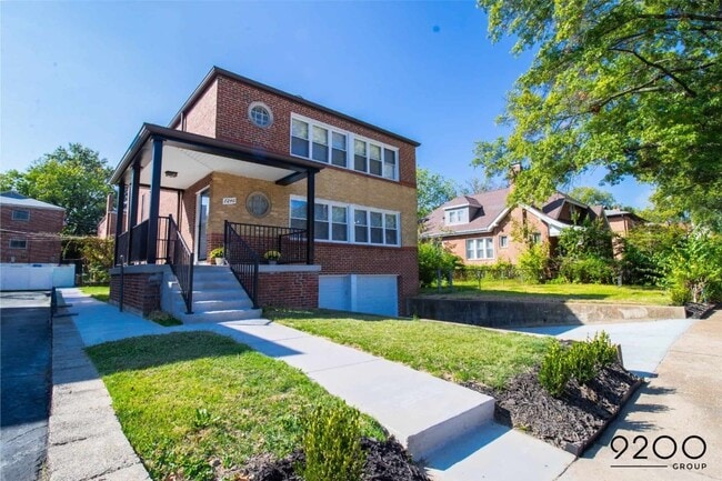 Building Photo - 7240 Balson Ave Unit 2F