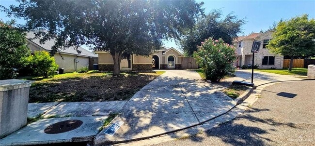 Photo - 11 Upas St