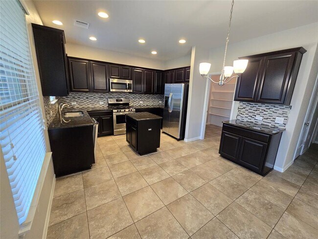Photo - 112 Cypress Bend Ct