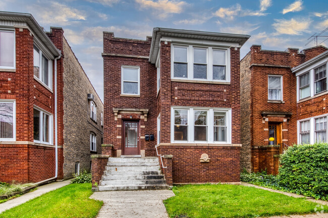 Building Photo - 5039 W Cullom Ave Unit 2 Rental