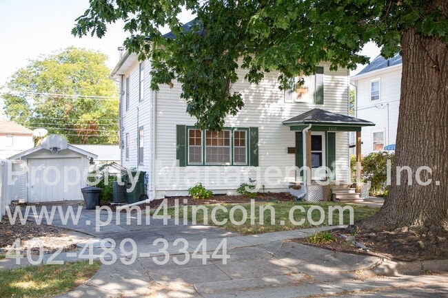 Photo - 3 Bedroom 1.5 Bath Charming Home