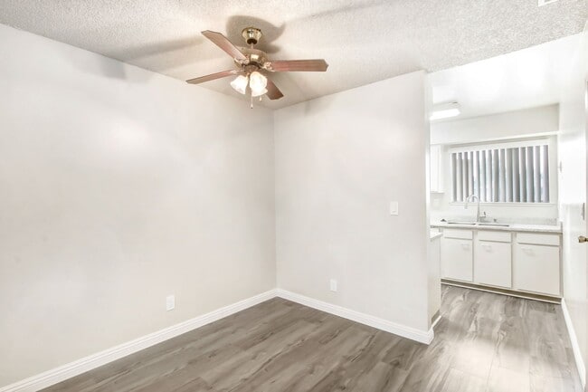 Photo - Beautiful 1 bedroom 1 Bath Unit Unit 363-6