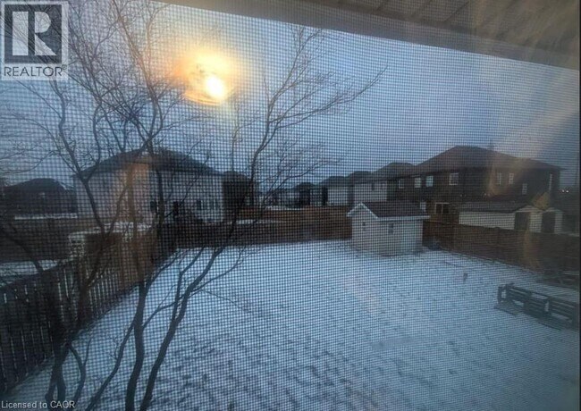 Photo - 63 Robert St