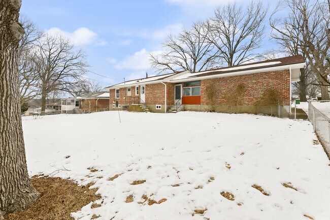 Photo - 1319 Chambers Rd