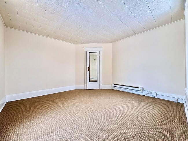 Photo - 1425 Miami St Unit Apt B