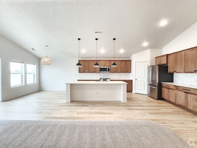 Building Photo - Newer Caldwell Home