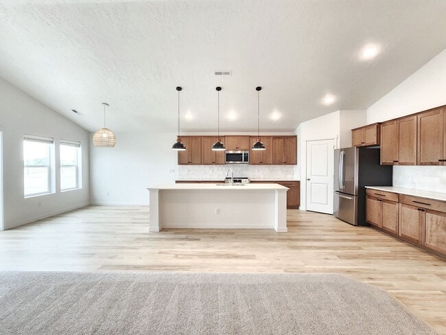 Newer Caldwell Home - Newer Caldwell Home