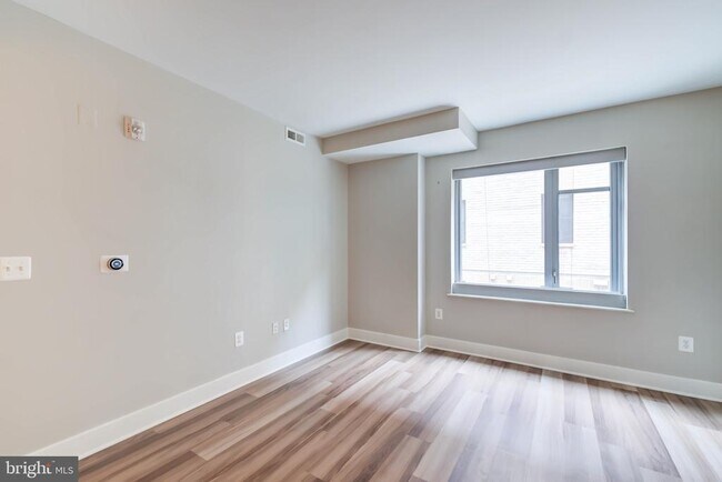 Photo - 1311 13th St NW Unit 103