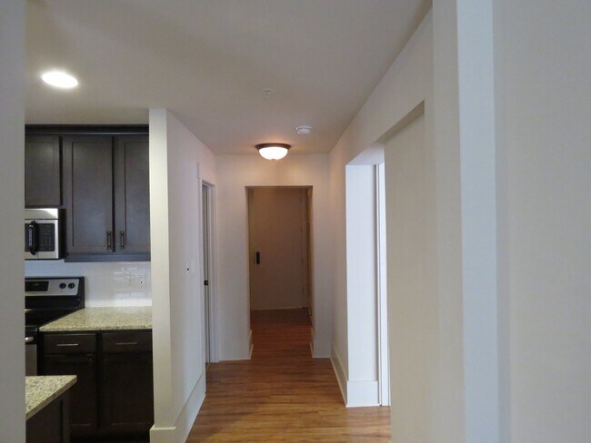 519 E Capitol Ave Unit 1C