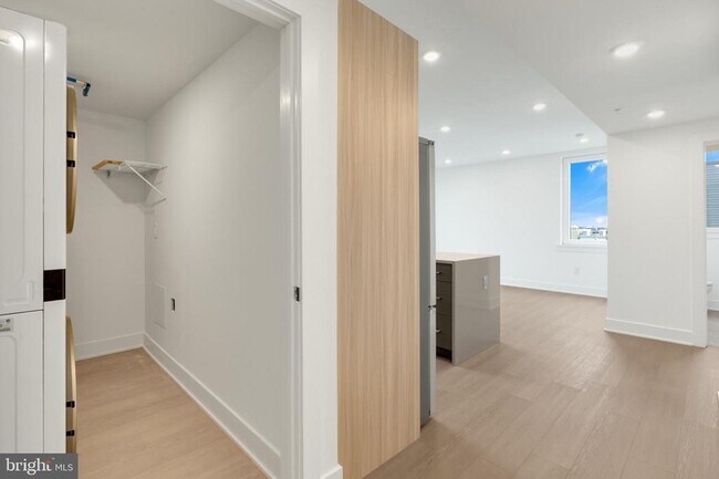 Photo - 2000 Dreer St Unit 601