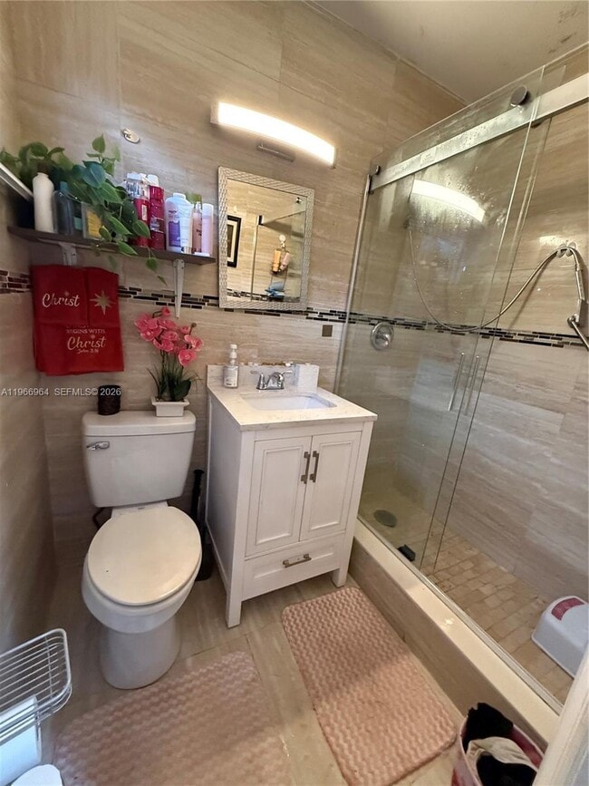 Photo - 7666 La Salle Blvd