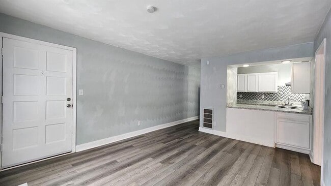 Photo - 322 Washington St