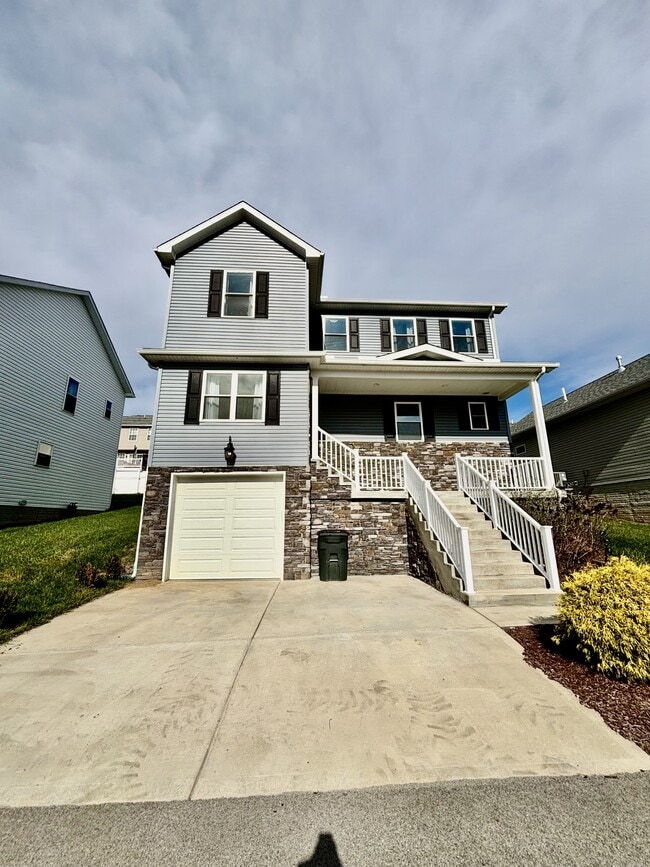 Building Photo - 104 Ida Marie Dr