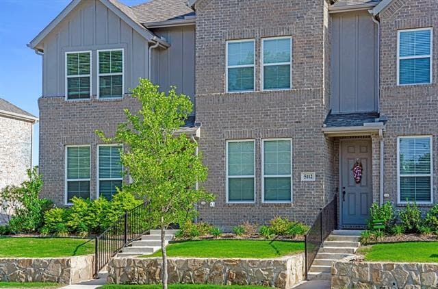 Photo - 5114 Springlake Pkwy