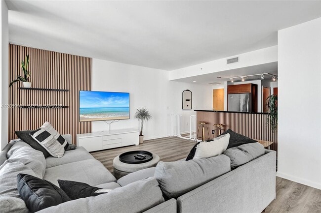 Photo - 244 Biscayne Blvd Unidad 3409