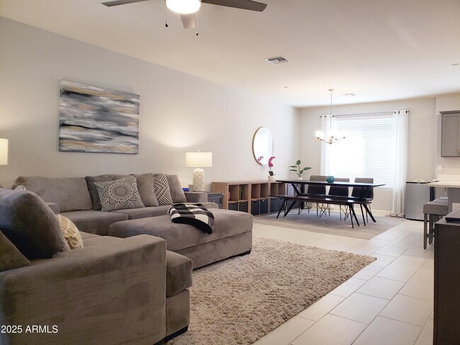 Photo - 2150 W Alameda Rd Townhome