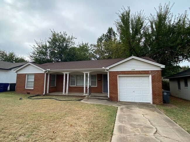 Photo - Cute 2 Bed 1 Bath in The Village