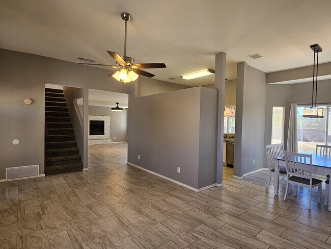 Photo - 5861 N Moonbrook Rd