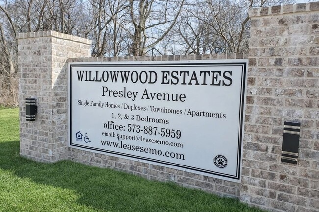 Photo - 3 Bedroom, 1 Bath Duplex