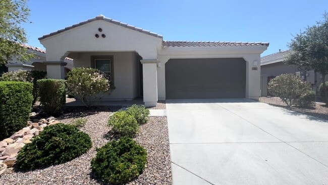Photo - 55 N 197th Dr House
