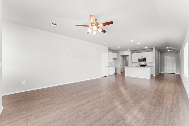 Photo - 603 Levine Ct