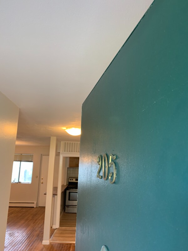 Building Photo - 77 Pitman St Rental