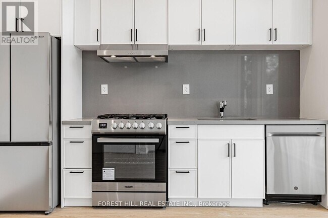 Photo - 124 Kenwood Ave