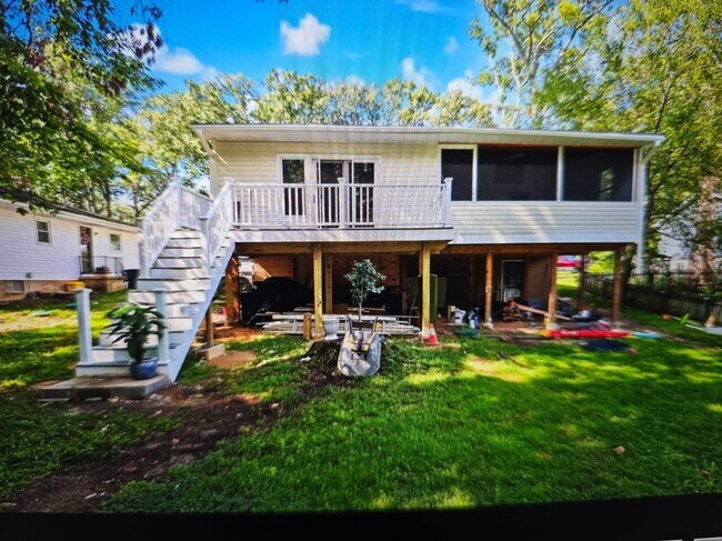 Photo - 1134 Chinaberry Ln