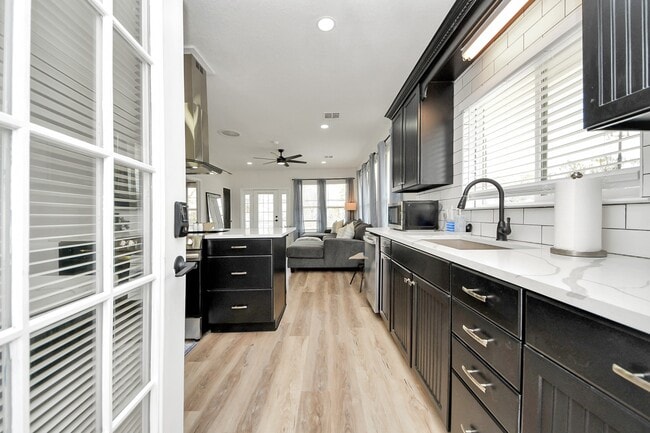 Photo - 710 Kipp Ave