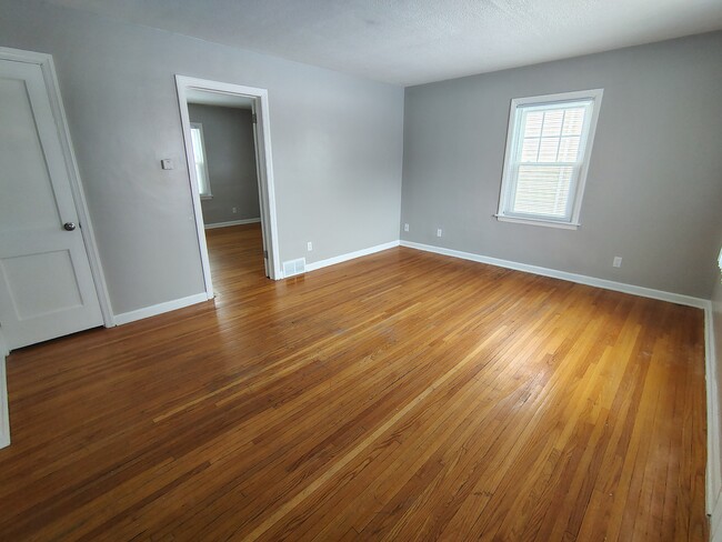 Photo - 2516 Lawndale Ave