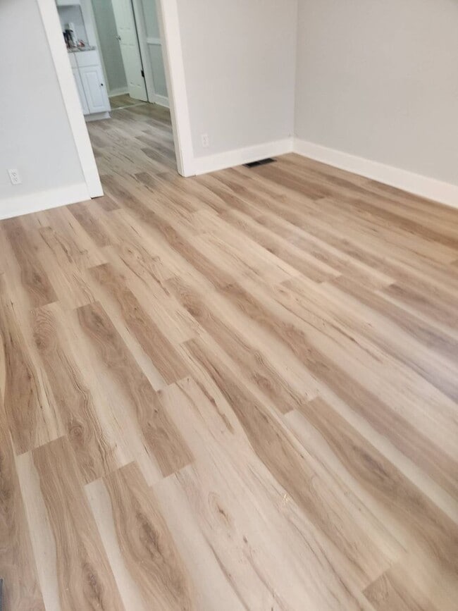 Photo - 12709 Parkhill Ave Unit DN