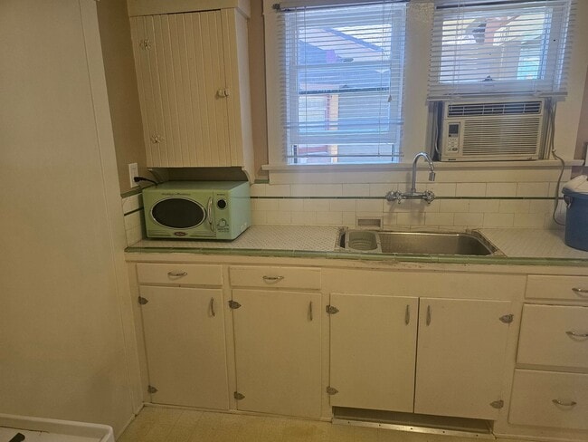Photo - ONE TIME RENTAL - CHARLOTTE Unit SHARON COUGHLIN