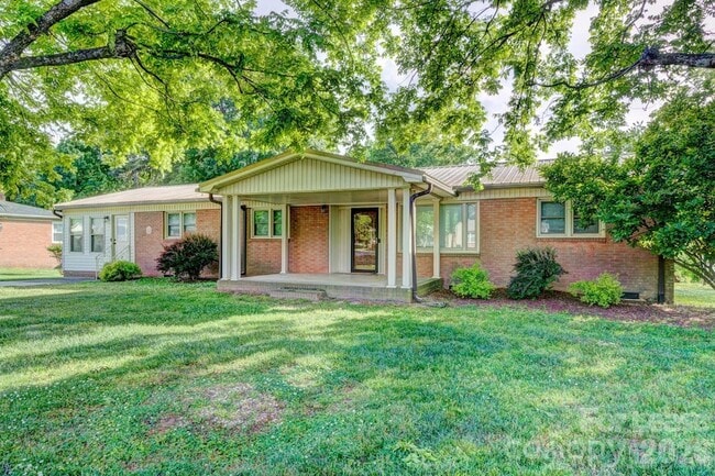 Photo - 1409 Delview Rd