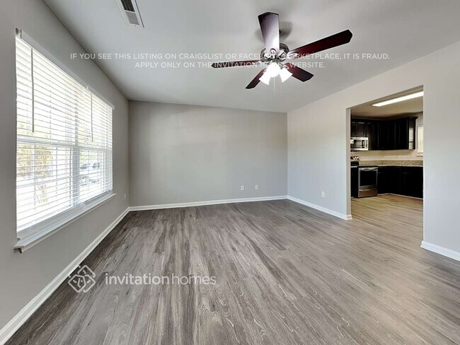 2402 King Malcolm Ln